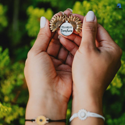 HQT™ "YOU ARE MY SUNSHINE" SUNFLOWER NECKLACE