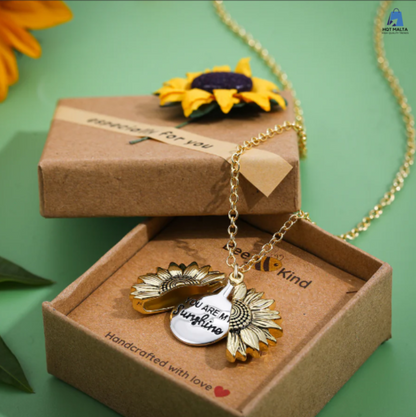 HQT™ "YOU ARE MY SUNSHINE" SUNFLOWER NECKLACE